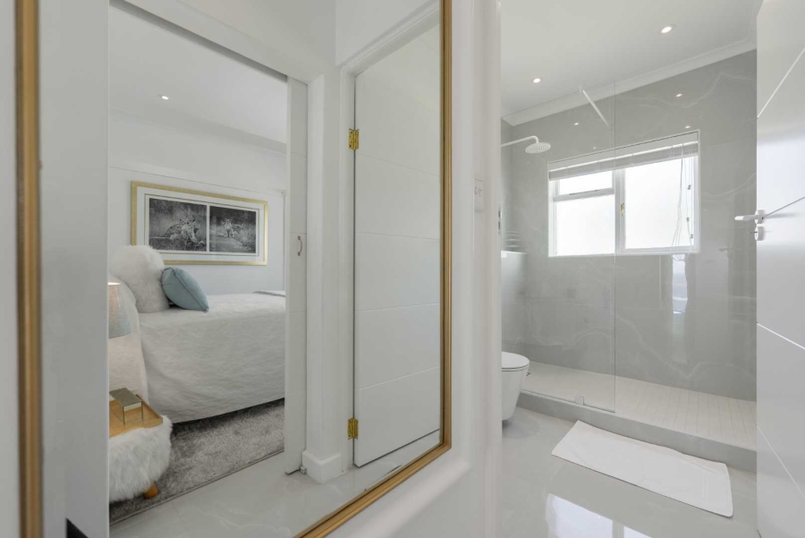 3 Bedroom Property for Sale in Camps Bay Western Cape